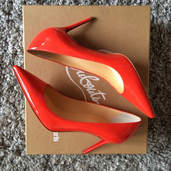 Brand New Christian Louboutin Decollete 554 Pumps - Picture 4 of 4