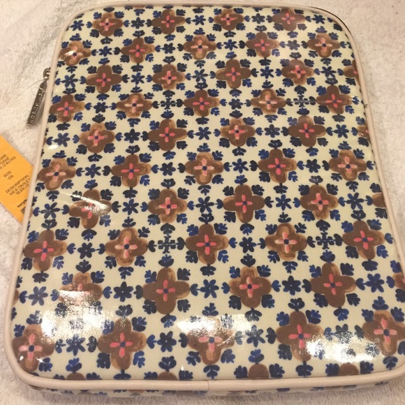SALE! NWT Tory Burch NS Tablet Sleeve - Picture 4 of 4