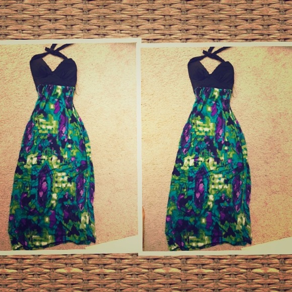 Wetseal Dresses & Skirts - 💟Maxi Dress Wetseal 💟🌼