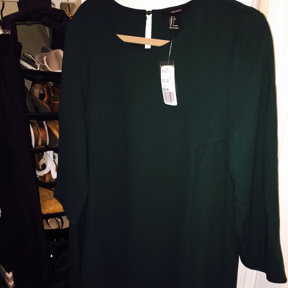 Brand New Emerald Green Loose Flare Dress