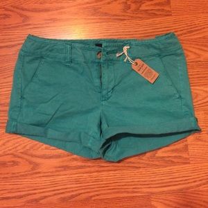 American eagle teal shorts never worn!