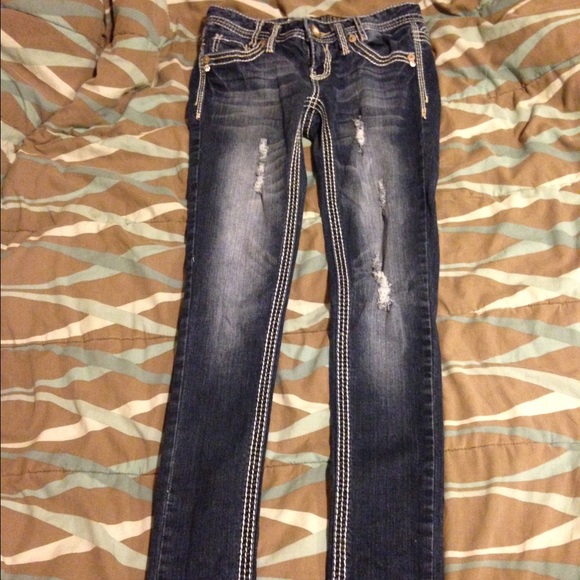 Skinny jeans with small pre rips and gems on back - Picture 1 of 2