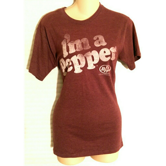 Vintage Style Dr Pepper t-shirt size small