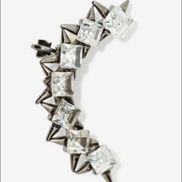 NEW Nasty Gal Alya ear cuff / earring - Picture 2 of 3