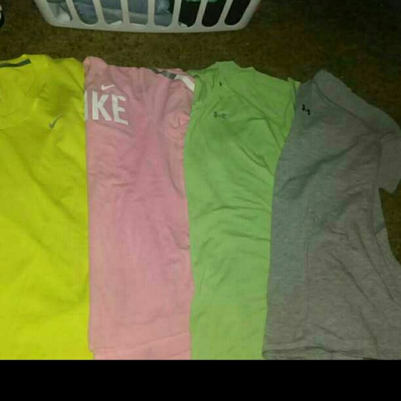 Under Armour n Nike small tops to tomorrow morning