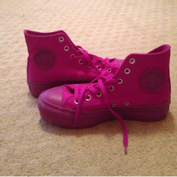 Fuchsia high top platform pink converse