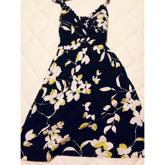 Short dress