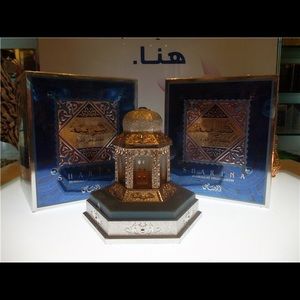 Dhan Al Oudh Mukhallat Sharina, imported froDubai