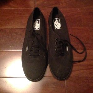 Vans Authentic All Black lace up shoes