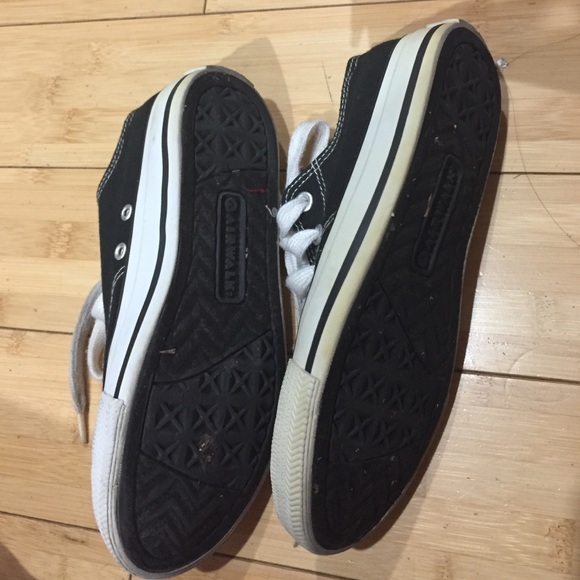 Airwalk Shoes Black And White Converse Look Alikes Airwalk Shoes Black And White Converse Look Alikes