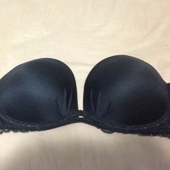 Victoria's Secret bra 32d