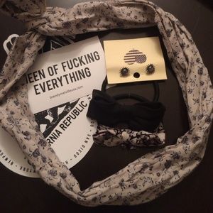 Brandy melville accessory bundle