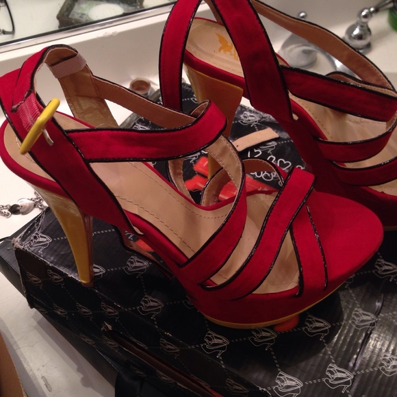 Sexy MoMa High Heeks