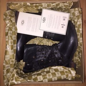 UGG leather Conor stud boots W 6.5