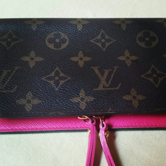 Authentic Louis Vuitton Insolite Wallet