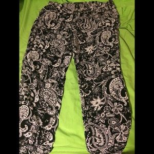 Patterned joggers