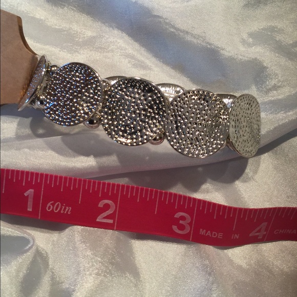 🚫SOLD IN BUNDLE🚫 Bass Silver Bracelet - NWT - Picture 3 of 4