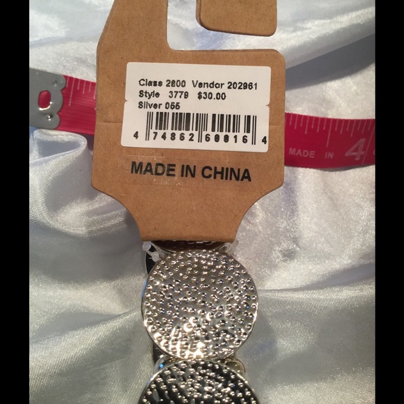 🚫SOLD IN BUNDLE🚫 Bass Silver Bracelet - NWT - Picture 4 of 4