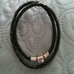 **Final price, great deal** Pandora bracelet