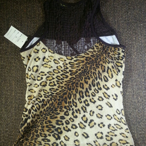 Topsy Turvy Leopard print shirt - Picture 2 of 3
