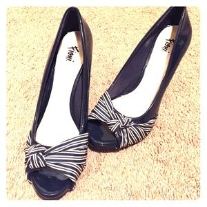 Navy blue FIONI heels