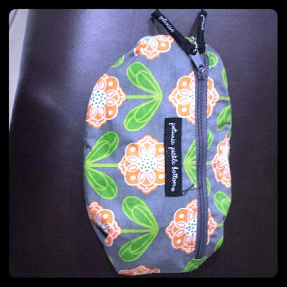 Petunia pickle bottom nursing cover