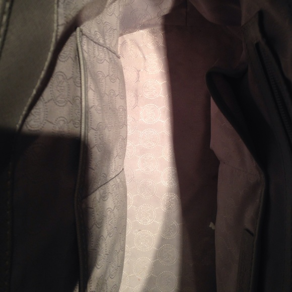 Michael Kors Jet Set grey handbag - Picture 3 of 4