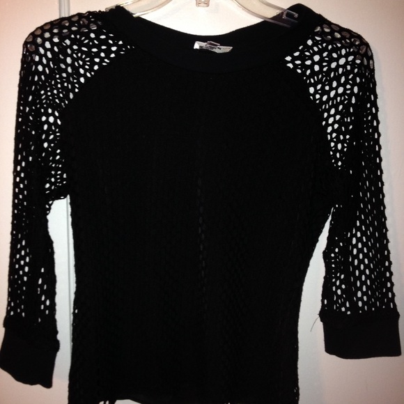 Sweet MILLY open weave  1/4 sleeve top Black Med