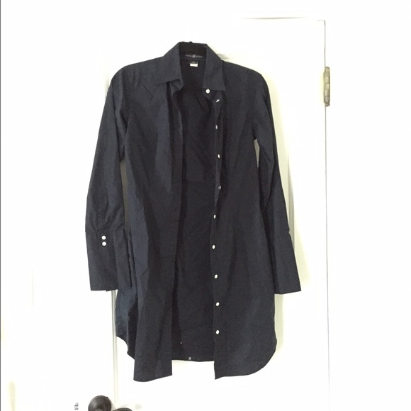 GAP tigh long buttom up dress shirt