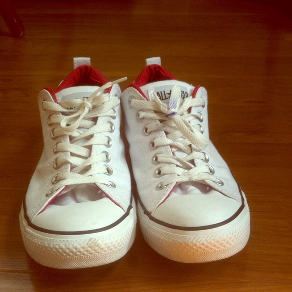 White unisex converse