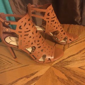 Jessica Simpson shoe