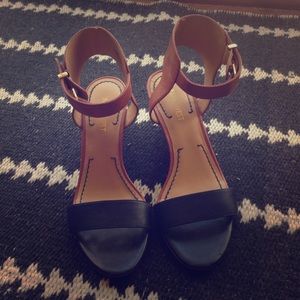 Nine West low wedge sandal