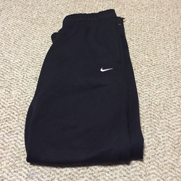 Black nike sweatpants