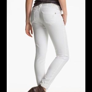 White Skinny Jeans ⚡️NWOT⚡️