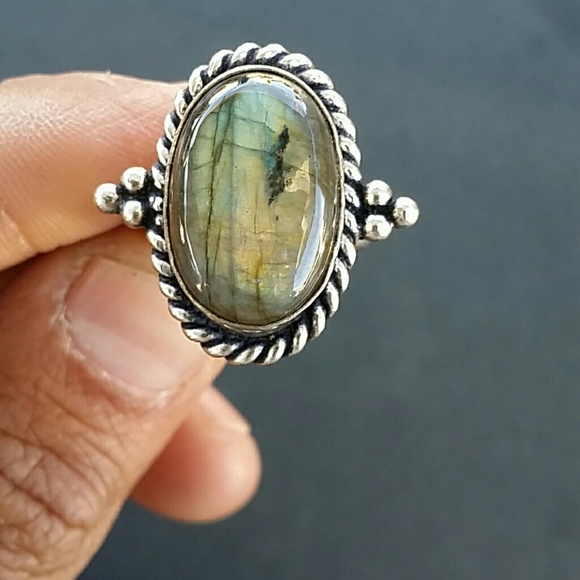 Ring with green stone