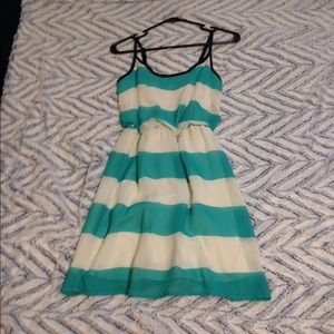 Dillard's dress 💙