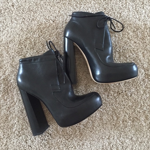 🚫 sold 🚫Alexander Wang booties