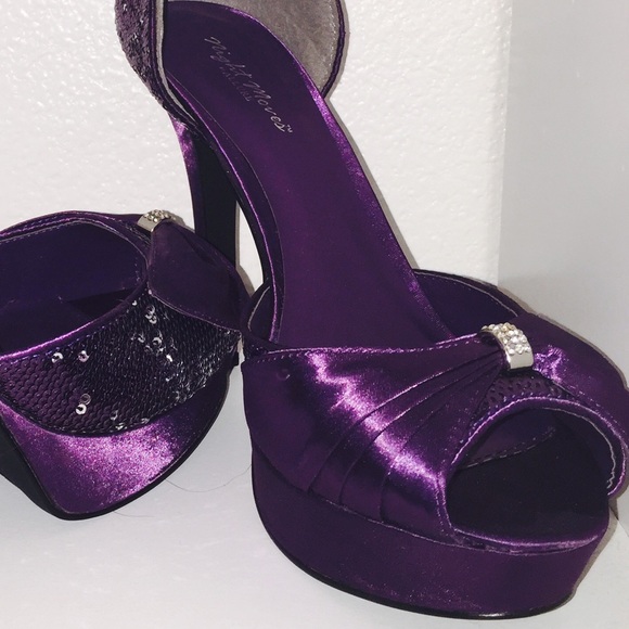 SZ 11 purple sequins & satin high-heeled shoes New