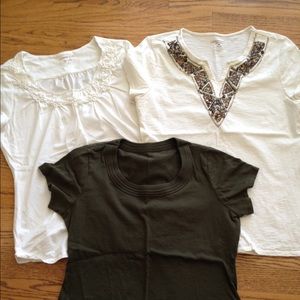 3 Med Coldwater Creek T's