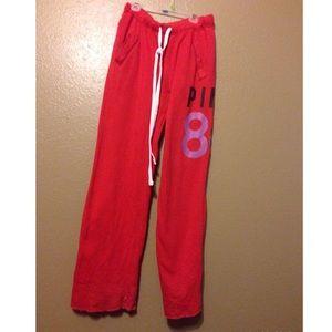 ISO ISO ISO the sweater that matches these pants!