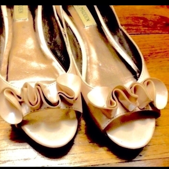 🎀 Steve Madden Flats in Blush🎀 - Picture 3 of 4