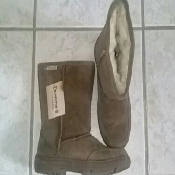 Bearpaw Meadow Boots - Short (NEW)
