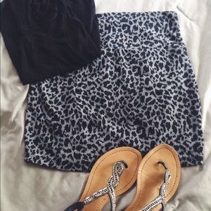 Grey/Black Leopard Body Con Skirt.