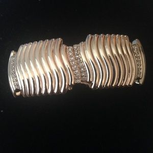 Bold glamour bracelet