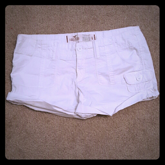Hollister Other - White Hollister shorts