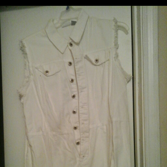 Lasies whie jumper - Picture 1 of 2