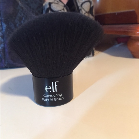 Elf Contouring Kabuki Brush