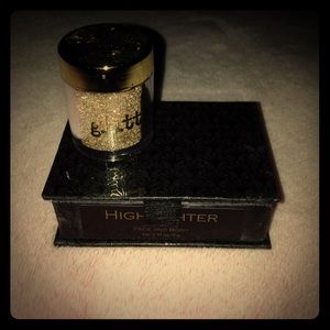 Glitter & highlighter