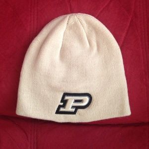 a small Purdue university beanie