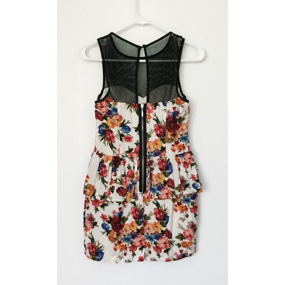 SOLD! - Picture 3 of 3